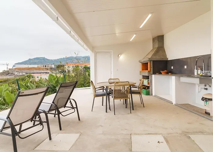 Pensionat Guestready - Hideaway With Bbq Funchal (Madeira)